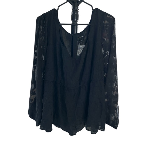 torrid Tops - 🆕🎉HP🎊NWT Gorgeous Size 3X Torrid Blouse